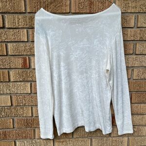 Rose pattern silk velvety top